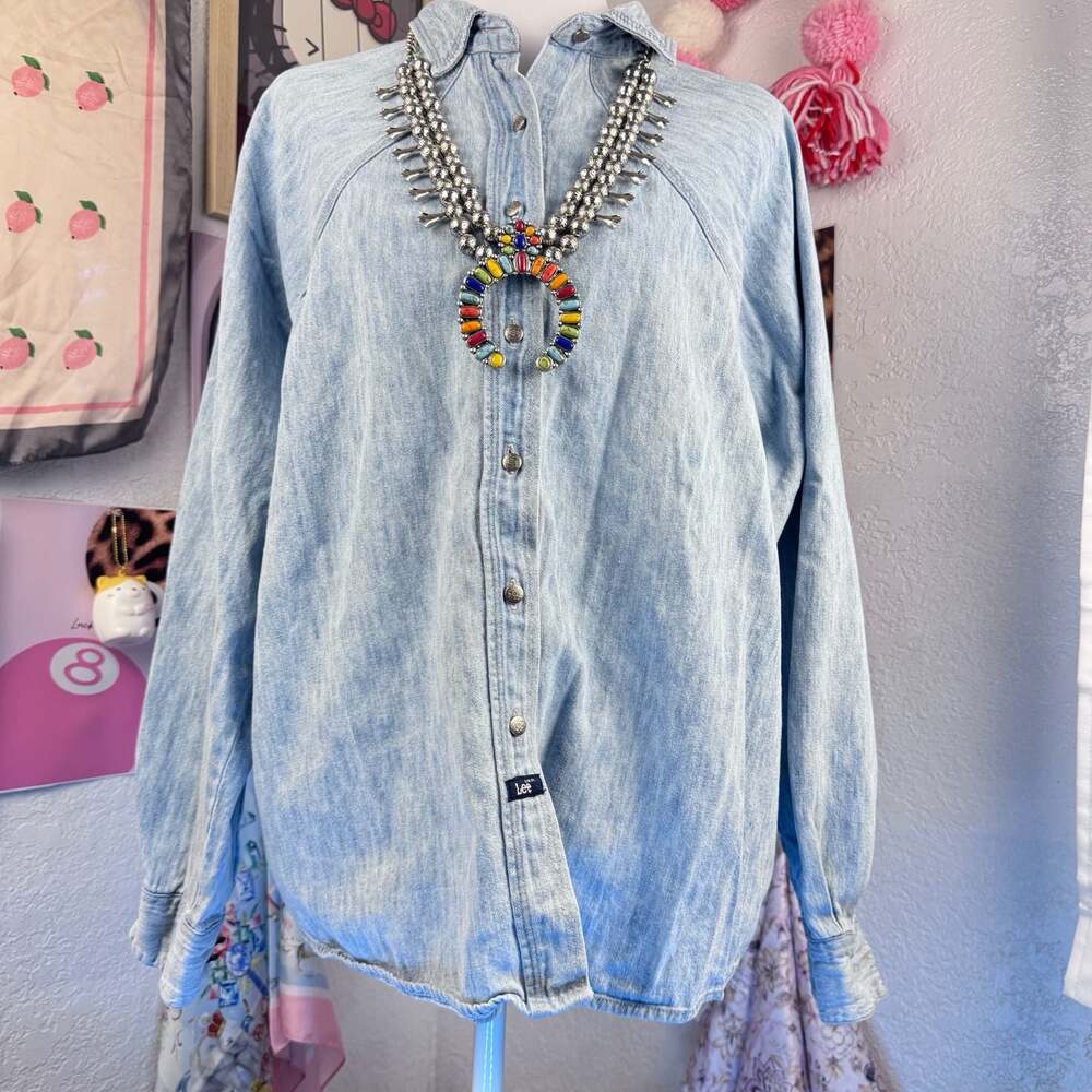 Vintage Lee Light Wash Denim Western Shirt